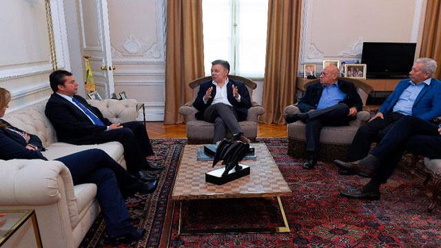 Reunión definitiva entre Gobierno y sindicatos para fijar el salario mínimo de 2018