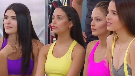 La Agencia, batalla de modelo / Tomada de Youtube.