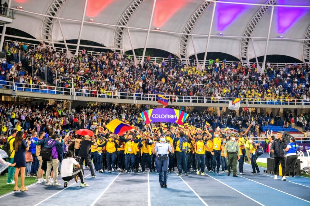 Buena asistencia de público, colorido y mucho sabor en inauguración de Juegos Panamericanos Junior | Deportes | Caracol Sports