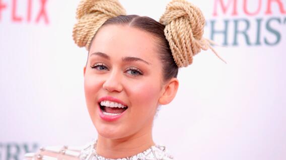 228229_miley-gale.jpg 228229_miley-gale.jpg