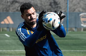 Álvaro Montero en una de las prácticas de Boca Juniors. 
