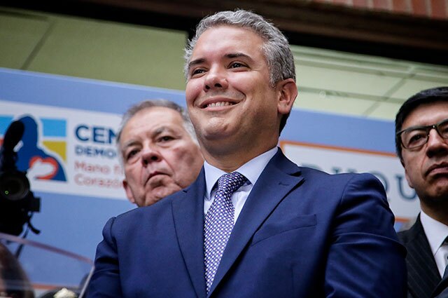 Iván Duque promete 1.500.000 soluciones de vivienda