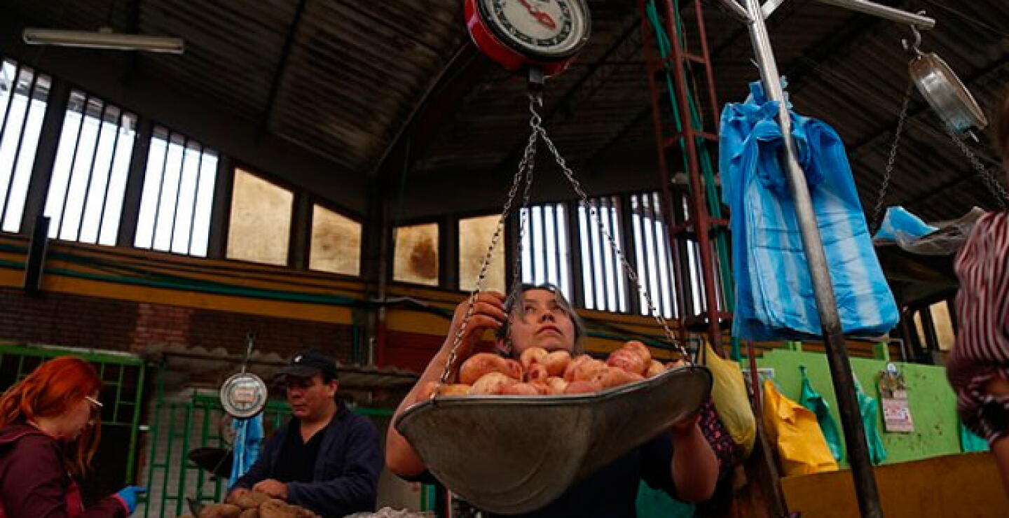 Pico y cédula en Medellín para compra de alimentos