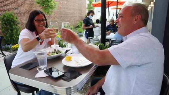 368285_Mesa, referencia / Foto: AFP