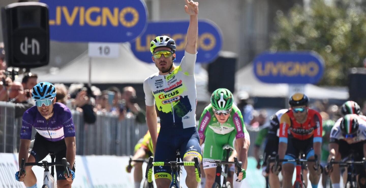 Niccolo Bonifazio durante la etapa 2 del Giro de Sicilia 2023