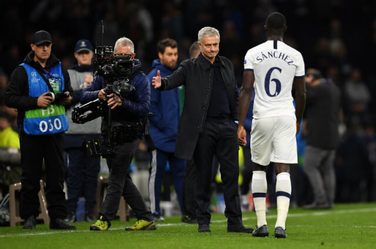 325898_davinsonsanchezjosemourinho_271119_gettye.jpg