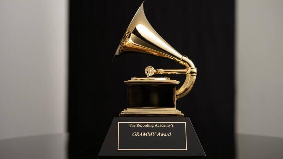 grammy.jpg grammy.jpg