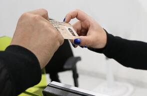 En un mes vence plazo para renovar licencias de conducción: así es el trámite
