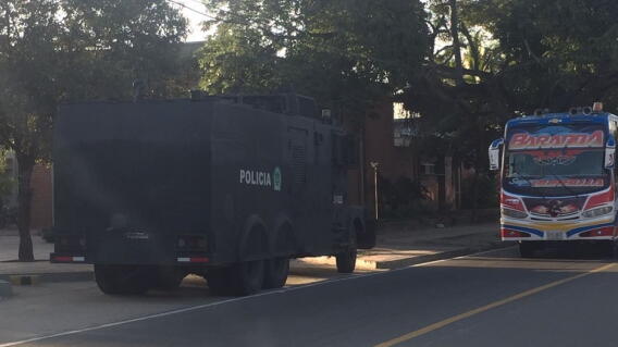 276405_El Esmad reforzó su presencia en la zona para atender eventuales disturbios. Foto: Diana Ospino