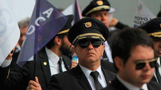 Avianca inició despidos por huelga de pilotos 