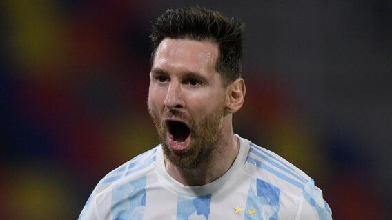 Argentina v Chile - FIFA World Cup 2022 Qatar Qualifier Argentina v Chile - FIFA World Cup 2022 Qatar Qualifier