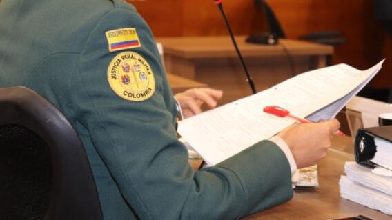 ¿Por qué condenaron a suboficiales del dispositivo de seguridad de expresidente de Colombia?