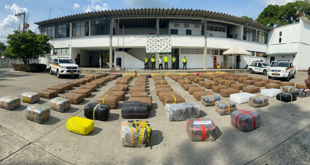 marihuana incautada en via cali-mediacanoa