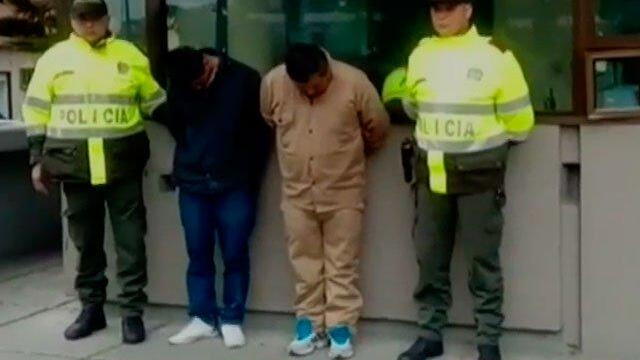¡Descarado! Lo pillaron robando en construcción, tenía casa por cárcel y usaba brazalete electrónico