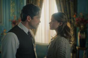 La casa de los espíritus llega a Prime Video: Alfonso Herrera y Nicole Wallace hablan en exclusiva