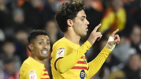 Joao Félix y un festejo de gol con el Barcelona frente al Valencia. Joao Félix y un festejo de gol con el Barcelona frente al Valencia.