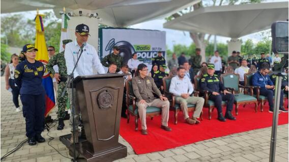 Ministro de Defensa Pedro Sánchez , plan de seguridad en Bucaramanga.JPG