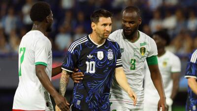 Lionel Messi en Argentina vs. Mauritania en duelo de preparación en La Bombonera.