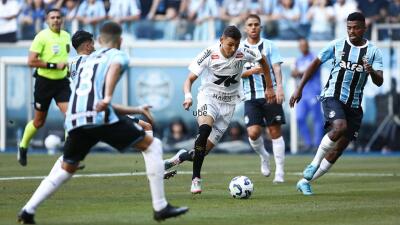 Gremio y Santos.