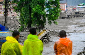 Inundaciones en Nepal y Tíbet: nuevo reporte deja al menos 160 muertos y cientos de desaparecidos