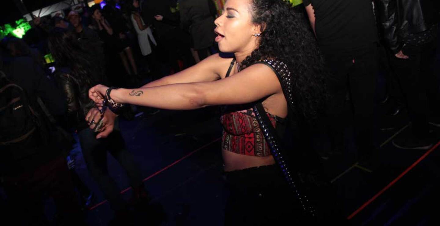 587567_img_4100.jpg