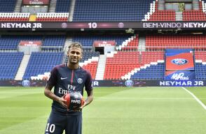 266763_neymar_paris_040817_afp_e.jpg