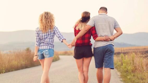 Imagen referencial poliamor  Imagen referencial poliamor