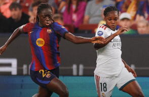 Linda Caicedo en Barcelona vs. Real Madrid en clásico por Liga F en el Camp Nou.