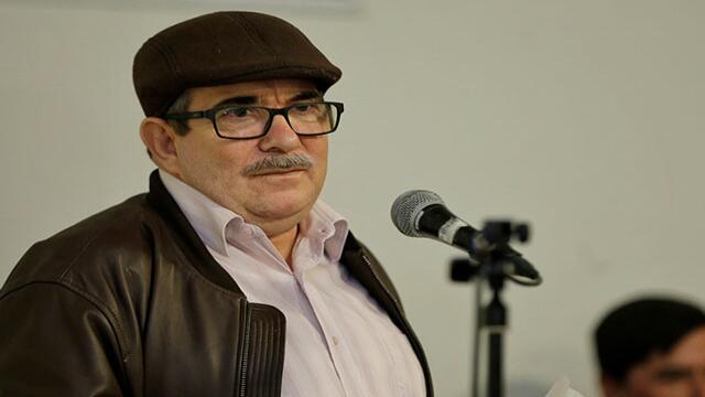 Polémica por supuesto retiro de armas al esquema de seguridad del partido FARC Polémica por supuesto retiro de armas al esquema de seguridad del partido FARC