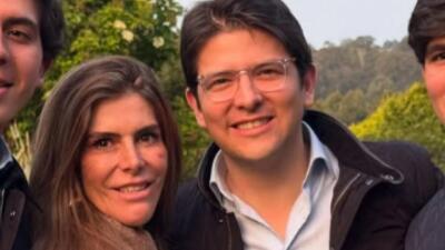 María Carolina Hoyos le lleva 14 años a su hermano Miguel Uribe Turbay