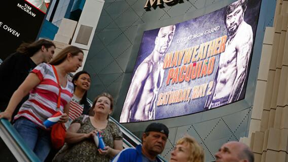 270415-mayweather-pacquiao-ap.jpg 270415-mayweather-pacquiao-ap.jpg