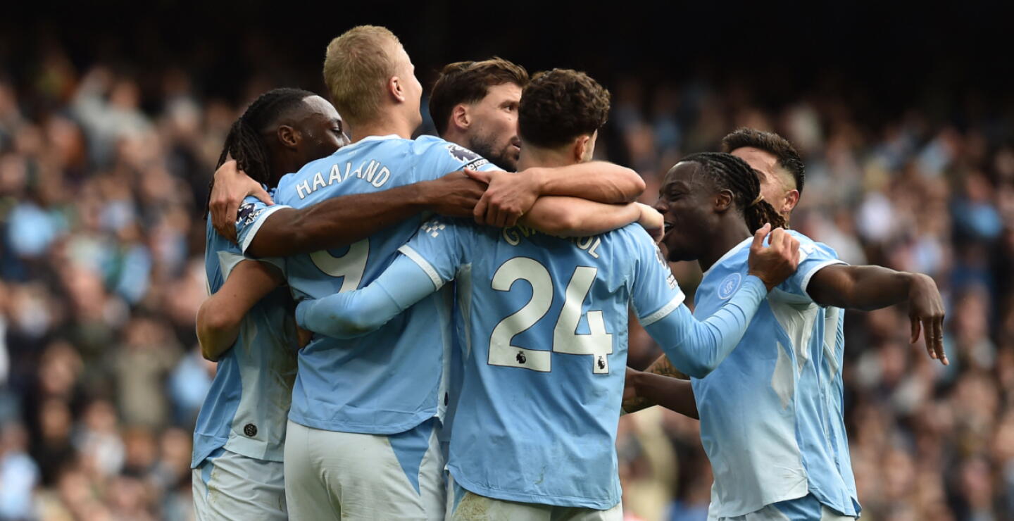 Los jugadores del Manchester City celebrando uno de los goles