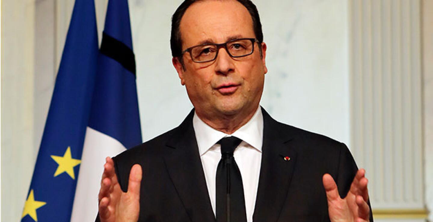 090114francoishollande_ap.jpg