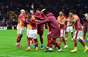 Yaser Asprilla debutó con Galatasaray.