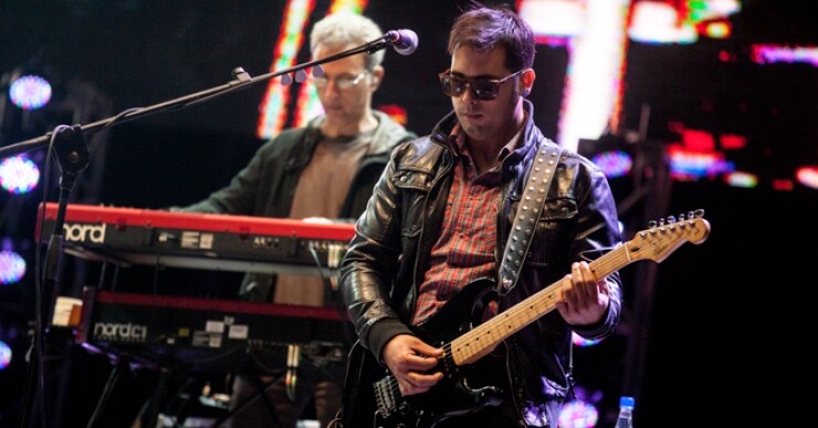 303273_140405_losfabulososcadilacs_jjh_1.jpg