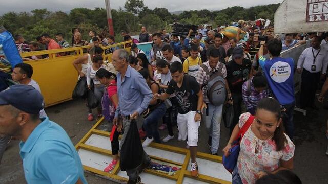 Se agota plazo para venezolanos que buscan viajar desde Cali hasta Ecuador 