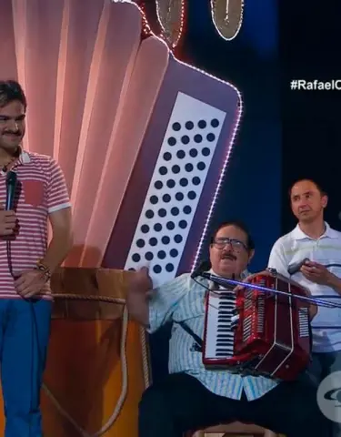 LA_RED.jpg