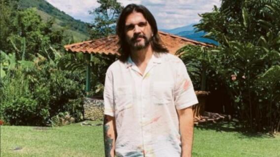 Juanes habla de su hermana Luz Cecilia. Juanes habla de su hermana Luz Cecilia.