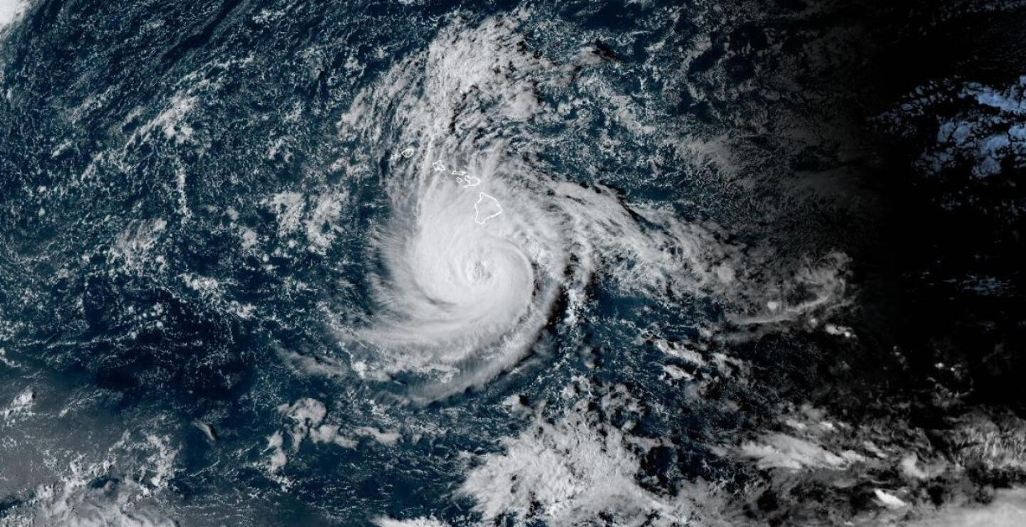Huracán Nolo se intensifica a categoría 2 y amenaza a Hawái con lluvias catastróficas