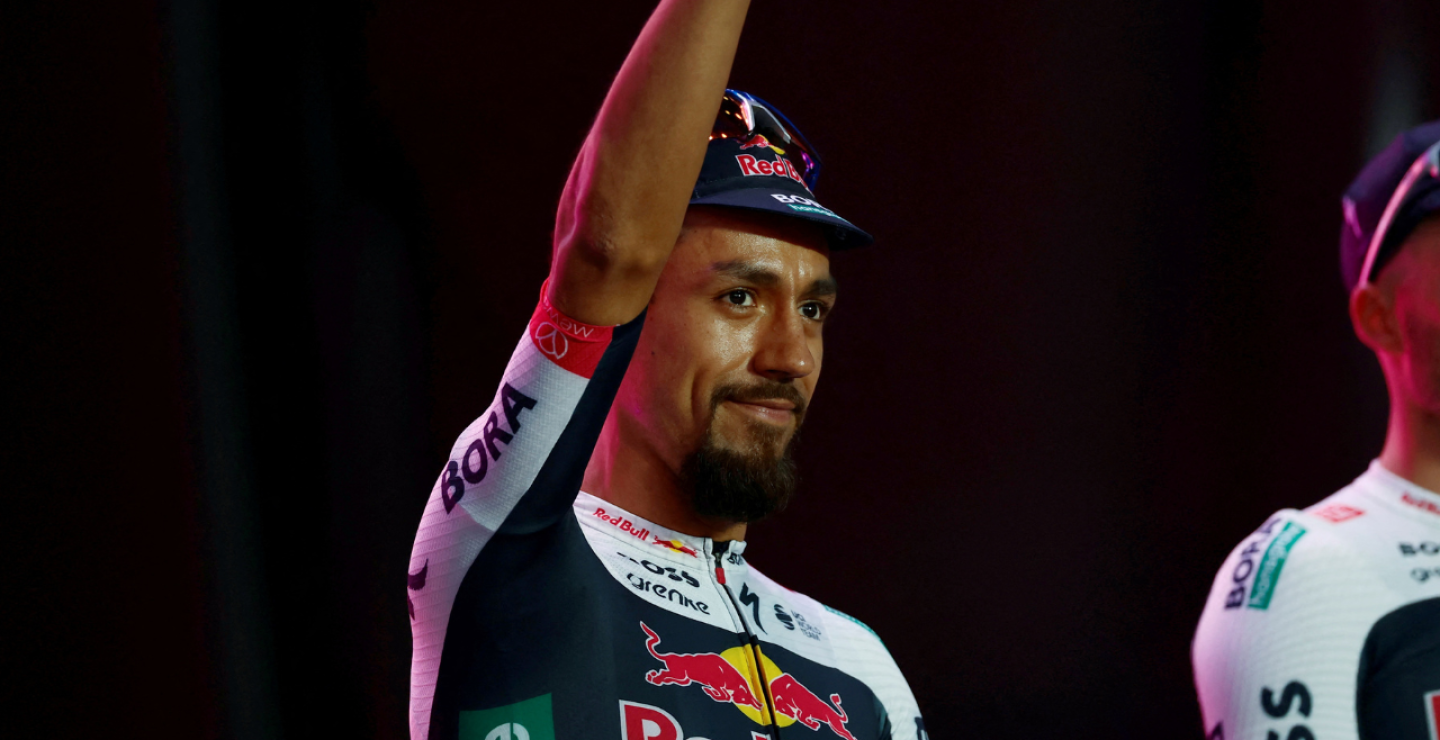 Daniel Felipe Martínez (Red Bull BORA Hansgrohe), en medio del Giro de Italia 2025