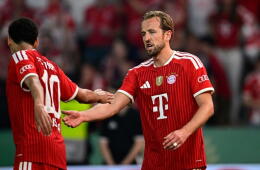 Harry Kane y un nuevo festejo con Bayern Múnich en la final de la Copa de Alemania. 