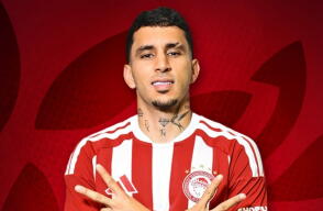 Gustavo Puerta con Olympiacos
