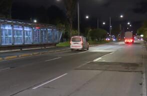 Taparon gigantesco hueco sobre autopista Norte en el que se pincharon decenas de vehículos