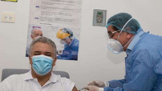 minsalud vacuna al presidente Duque minsalud vacuna al presidente Duque