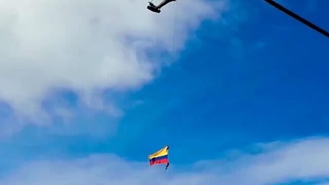 Dos militares mueren en trágico accidente durante exhibición de la Feria de las Flores