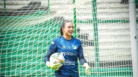 Luisa Agudelo, arquera del Deportivo Cali femenino. Luisa Agudelo, arquera del Deportivo Cali femenino.