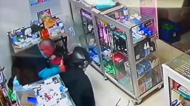 Comerciante se enfrentó a ladrón armado: “A Dios gracias, acá estoy vivo” Comerciante se enfrentó a ladrón armado: “A Dios gracias, acá estoy vivo”